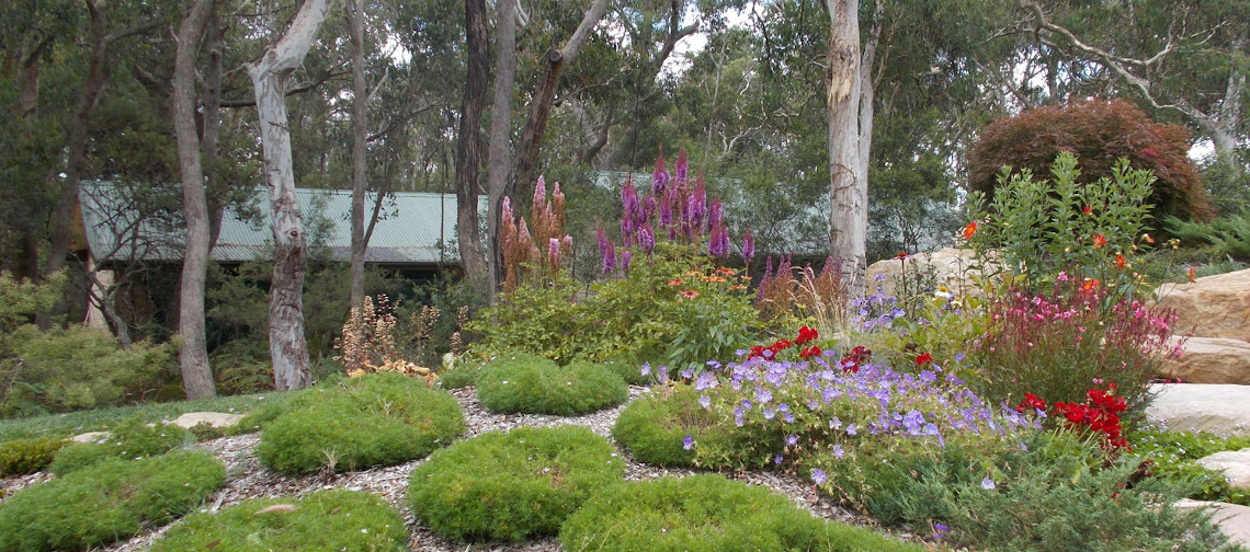 Garden bed and accommodation at Dhamma Bhumi